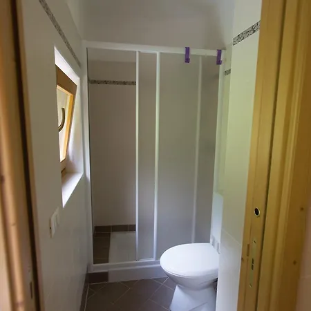 Han/Misafirhane Rifugio Forcella Zovo *